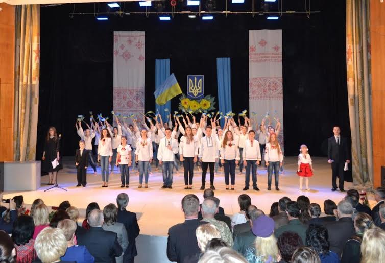 В Ужгороді визначили переможців обласного етапу Всеукраїнського конкурсу "Вчитель року 2016" (ФОТО)