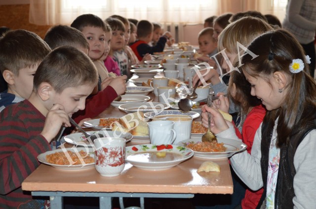На Іршавщині батьки контролюватимуть організацію харчування школярів району
