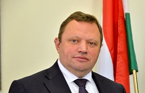 Посол Угорщини в Україні розповів про наміри держави й надалі видавати паспорти закарпатцям 