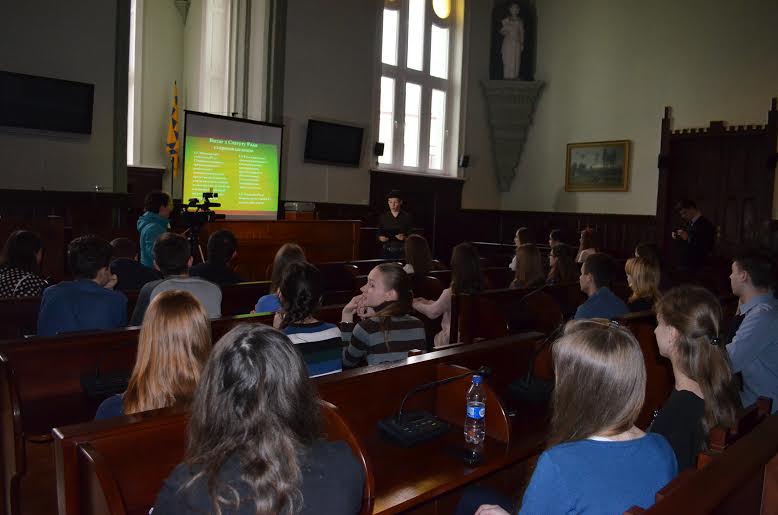 Лідери учнівського самоврядування презентували проект "Майбутнє Мукачева в наших руках"
