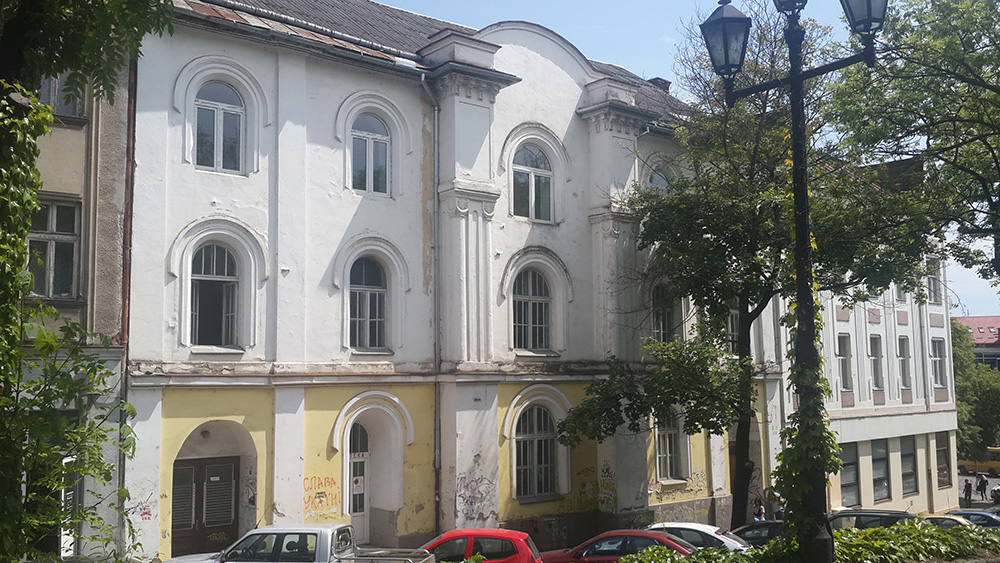 За півроку жодному з фігурантів відчуження історичної синагоги в Ужгороді на користь Ледиди й Чубірки не вручено підозру