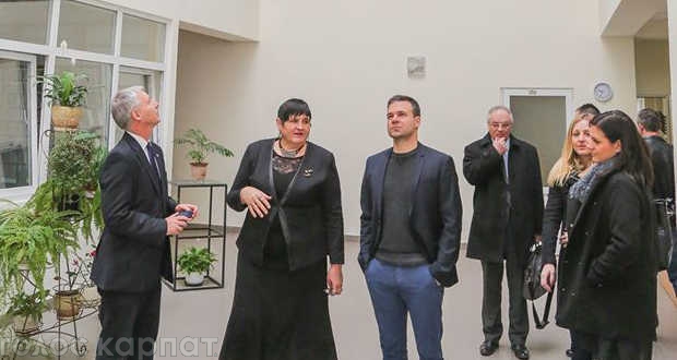 Закарпатський угорський інститут в Берегові відвідали високопосадовці з Угорщини (ФОТО)