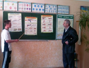У школах Берегівщини перевірили підготовленість учнівської молоді до військової служби (ФОТО)
