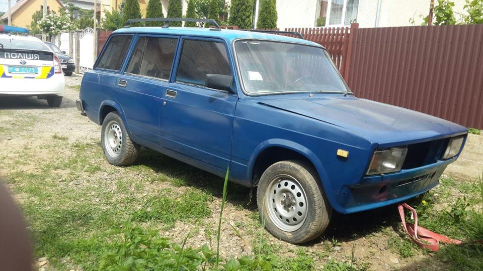 У Мукачеві розшукали викрадене авто і чоловіка, що здійснив угон (ФОТО)