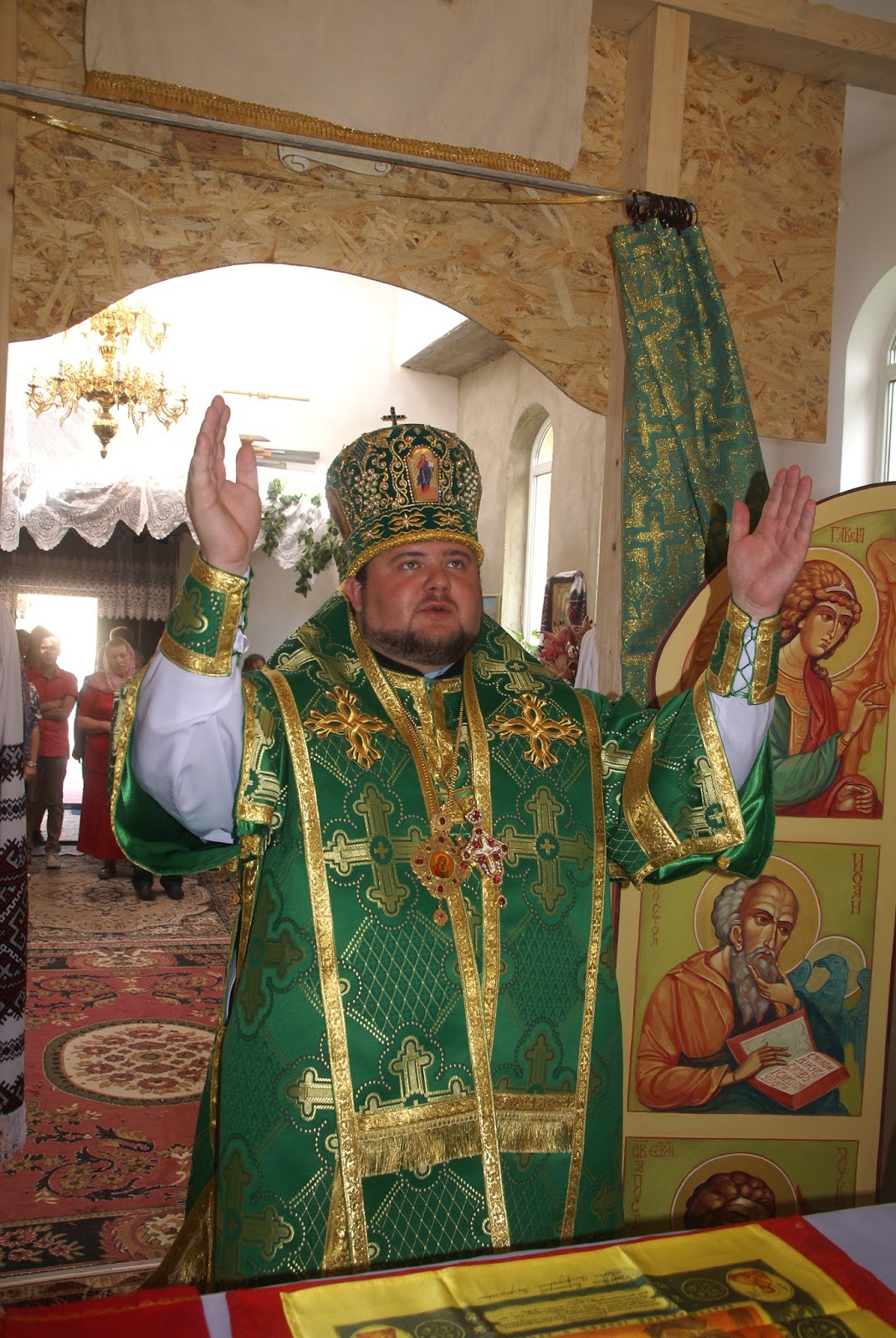 Єпископ Варсонофій освятив в Ужгороді церкву УПЦ КП (ФОТО)