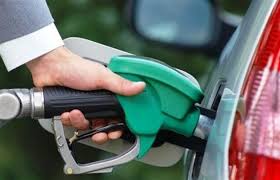 На Закарпатті реалізація бензину зменшилася на 2,4% 