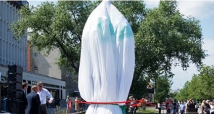 У закарпатському Чопі оголосили конкурс на кращий ескізний проект пам'ятника Ендре Чапі, щоб у вересні його відкрити до Дня міста