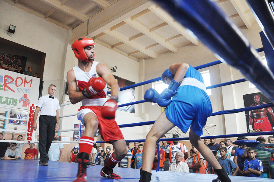 Річницю заснування бокс-клубу "Ром-спорт" у Мукачеві відзначили міжнародним турніром (ФОТО)