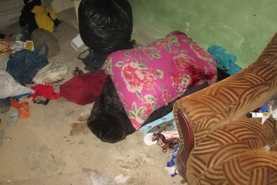 На Тячівщині жінка народила вдома мертву дитину. Породілю підозрюють у вбивстві немовляти