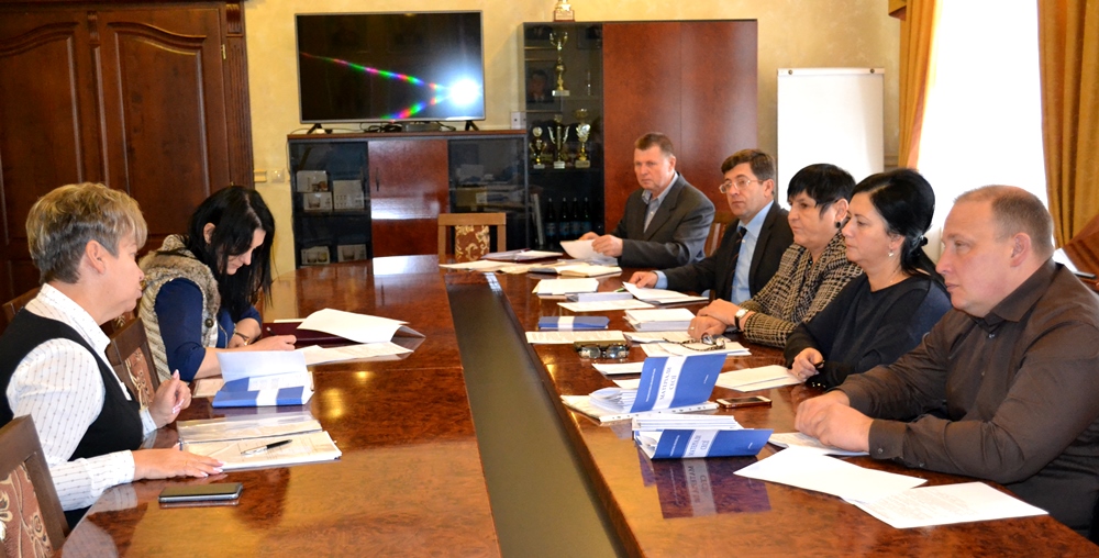 Профільні комісії Закарпатської облради вивчали проекти рішень прийдешньої сесії (ФОТО)