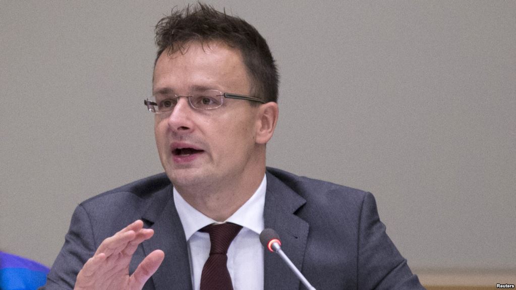 Угорщина після рішення Венеційської комісії оголосила три умови для підтримки України