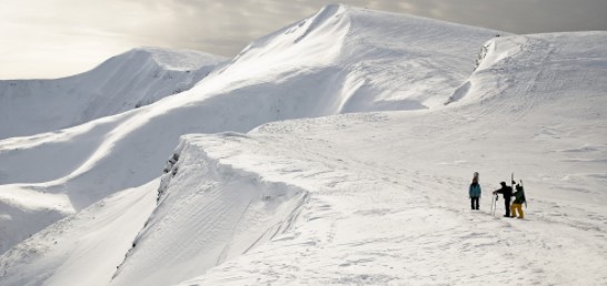 На Рахівщині відшукали двох киян, що заблукали під час катання на гірськолижному спуску