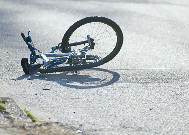 У Виноградові на вулиці помер велосипедист