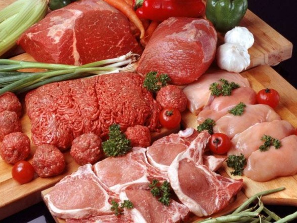 Через виявлене в Чопі м'ясо, вражене АЧС, Угорщина заборонила ввезення м'яса з України