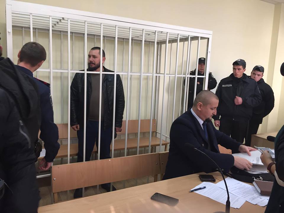 У п'ятницю в Ужгороді розглядатимуть "кримінал" екс-керівника "Правого сектора" Закарпаття Сачка, якому інкримінують розбій