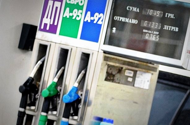 Автозаправки Закарпаття в лютому продали нафтопродуктів та газу на понад 332 млн грн 