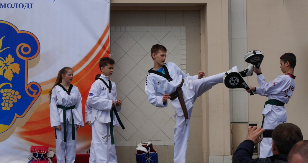 Юні ужгородці презентували свої види спорту на "Унгвар спорт фест" (ФОТО)