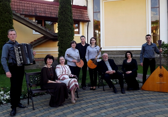 До свого 70-ліття ансамбль солістів "Гармонія" підготував святковий концерт в Ужгороді 