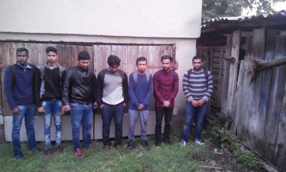 На Закарпатті затримали 7 нелегалів зі Шрі-Ланки та Бангладеш, які очікували на "подорож" до країн Європи (ФОТО)