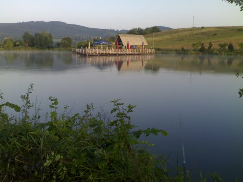 На озері в Кленовці Мукачівського району втопився 17-річний хлопець