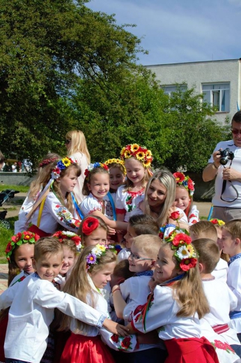 Маленькі ужгородці презентували відеопривітання до Дня Незалежності України (ВІДЕО)