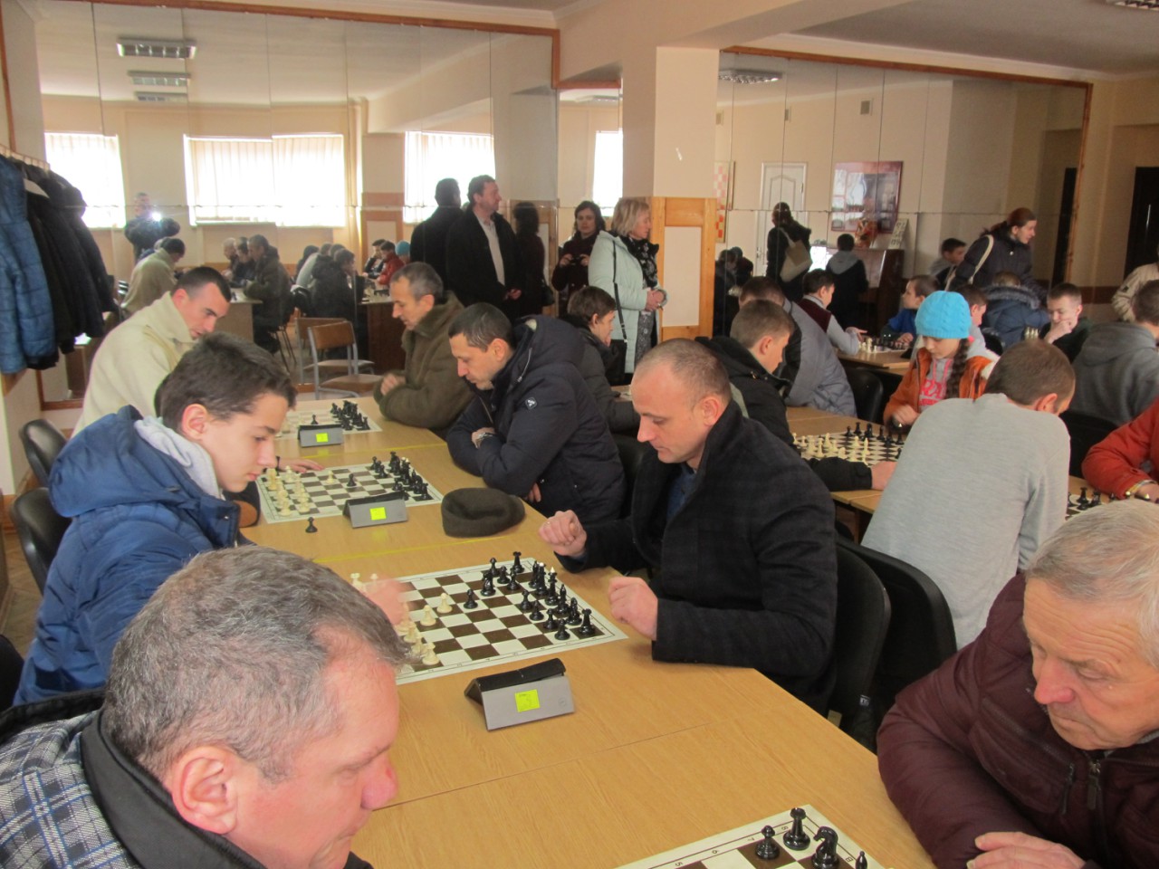 Новорічно-різдвяний турнір із шахів пройшов на Рахівщині (ФОТО)