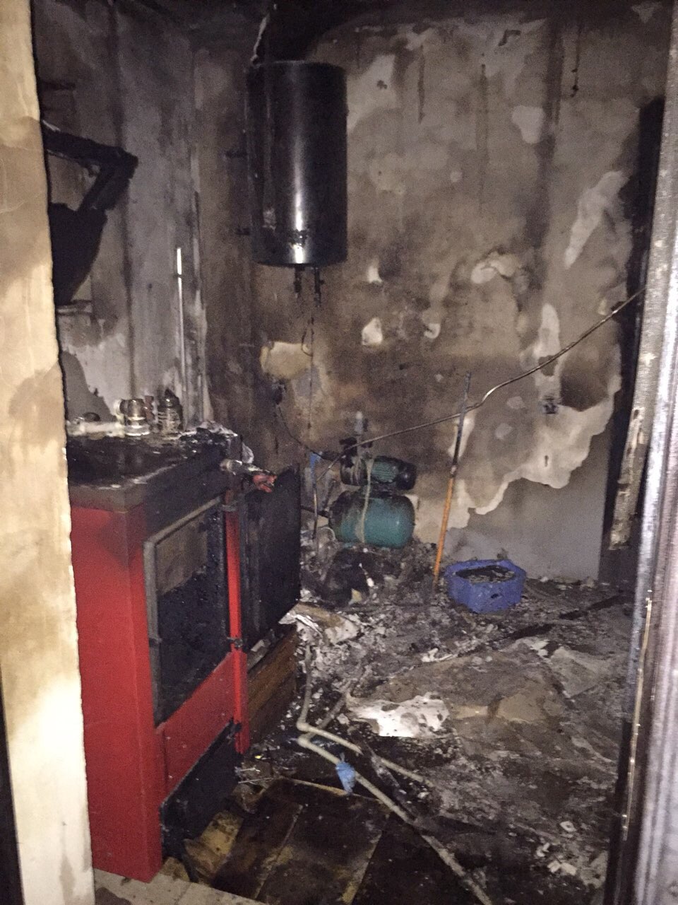 Вчасно загасивши пожежу в котельні, на Хустщині порятували від знищення будинок (ФОТО)