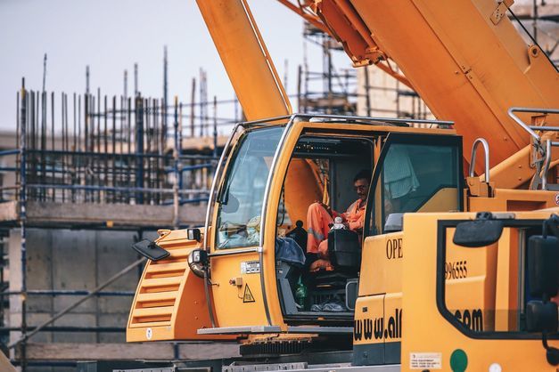 Обсяги будівництва на Закарпатті з початку року впали на 17,2%