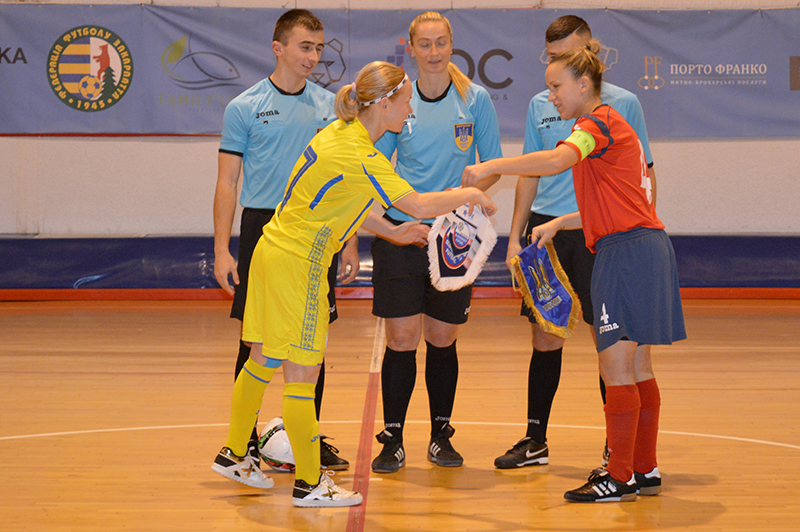 Українська жіноча збірна з футзалу виграла на Закарпатті перший із двох товариських поєдинків у словачок (ФОТО)