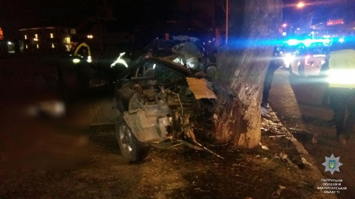 У жахливій ДТП з трьома загиблими в Ужгороді можливо фігурувало ще одне авто (ВІДЕО)