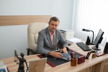 Ужгородський міськрайонний суд очолив Віктор Данко