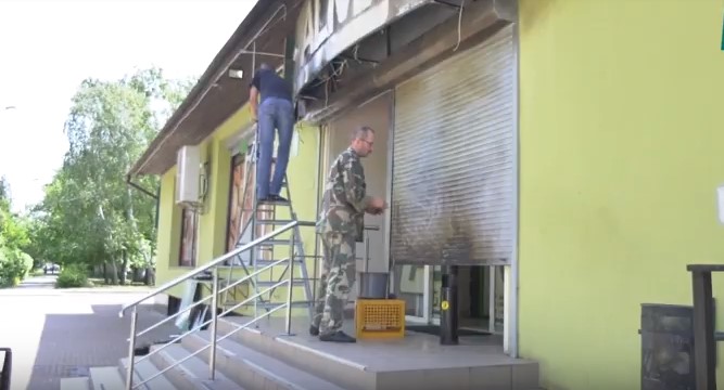 За фактом підпалу магазину в Мукачеві розпочато кримінальне провадження (ВІДЕО)
