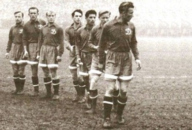 Перші ластівки: 70 років тому десятьох майстрів шкіряного м'яча із Закарпаття запросили до київського "Динамо"
