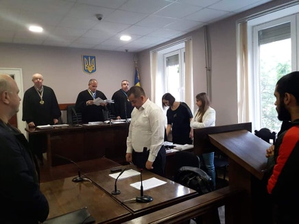 Суд в Ужгороді відмовив прокуратурі у збільшені застави для одного із 9 наркоторговців і збільшив для іншого всього на 50 тис грн (ФОТО)