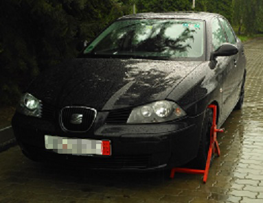 На українсько-угорському кордоні на Закарпатті затримали автомобіль, що був у розшуку 9 років (ФОТО)