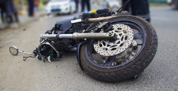 На Берегівщині під час обгону на трасі перекинувся нетверезий мотоцикліст без посвідчення