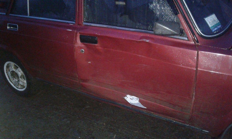 На Іршавщині "нетверезий" УАЗ зачепив припаркований на узбіччі ВАЗ