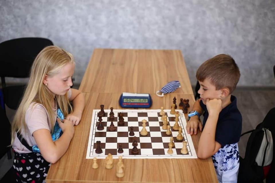 У Мукачеві 50 юних шахістів  змагалися у "Buryshyn Cup 2020" (ФОТО)