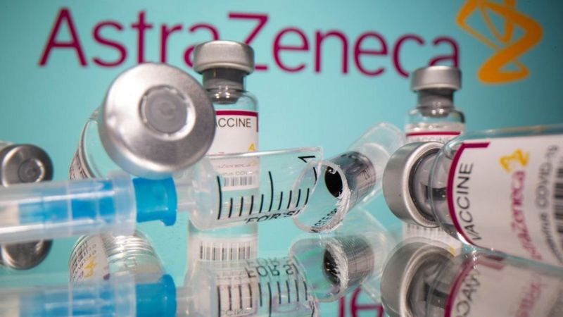 Регулятор ЄС визнав вакцину AstraZeneca безпечною для подальшого використання