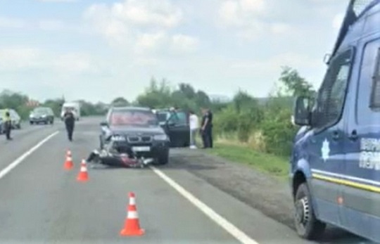 На Мукачівщині мотоцикл зіткнувся з BMW (ВІДЕО)