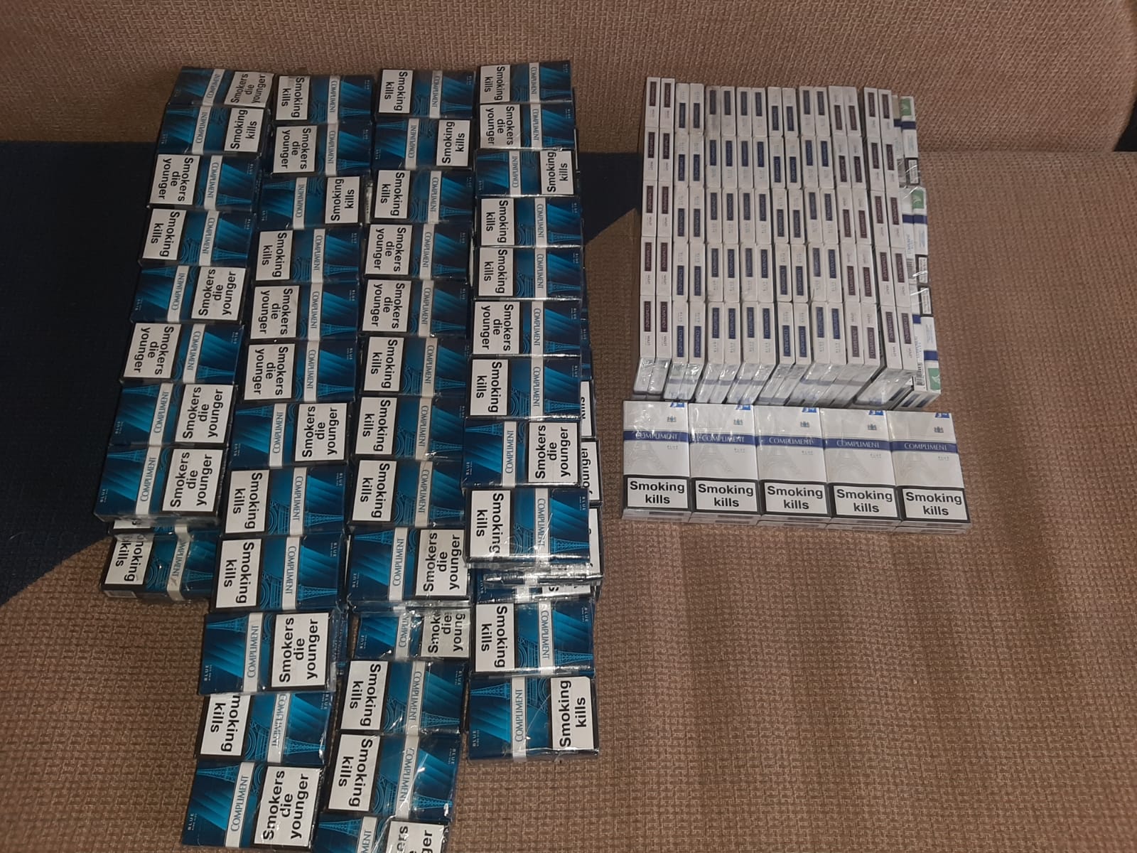 На Закарпатті за 220 пачок контрабандних сигарет у львів'янина вилучили мікроавтобус (ФОТО, ВІДЕО)