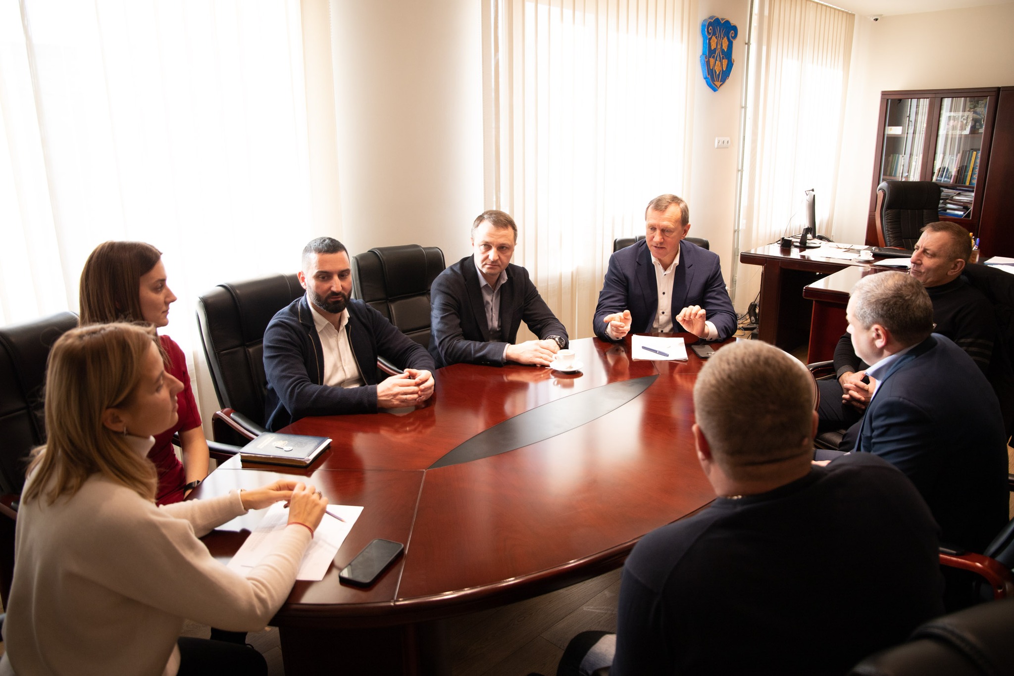 В Ужгороді обговорили розроблення та функціонування міської програми сприяння і розвитку української мови (ФОТО)
