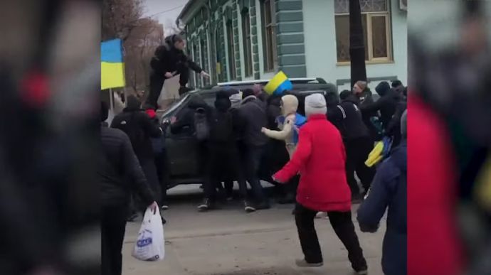 В окупованому Куп’янську люди вийшли на мітинг за Україну (ВІДЕО)