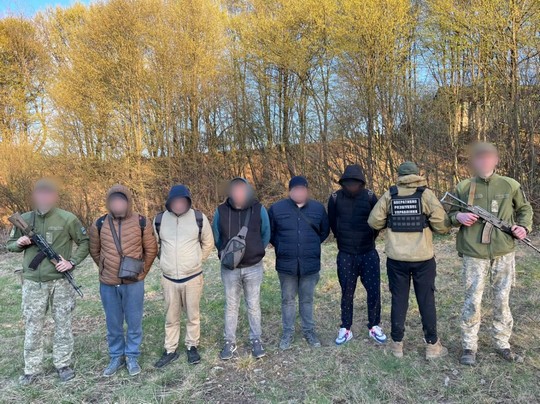 Майже 100 ухилянтів та їх пособників затримали з початку квітня прикордонники Мукачівського загону (ФОТО)
