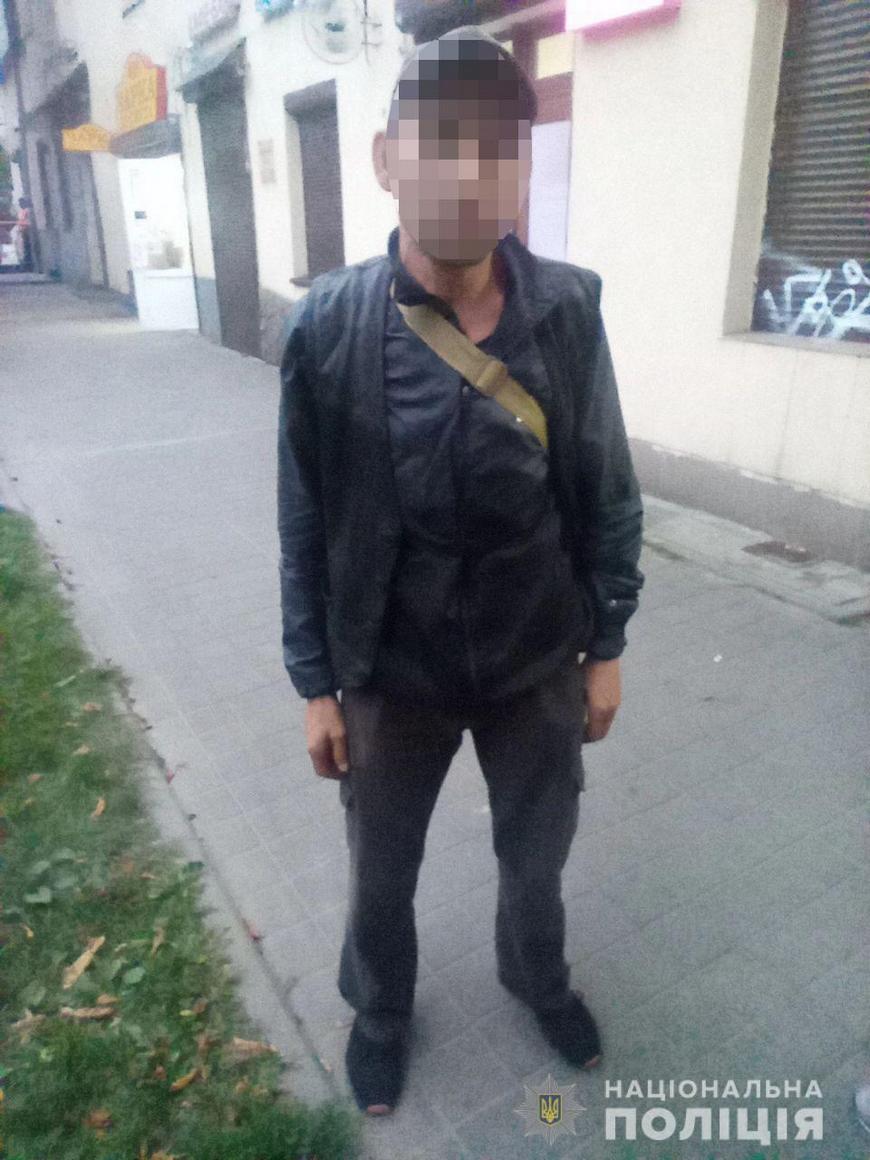 У Львові затримали чоловіка, який смертельно вдарив закарпатця ножем у живіт (ФОТО)