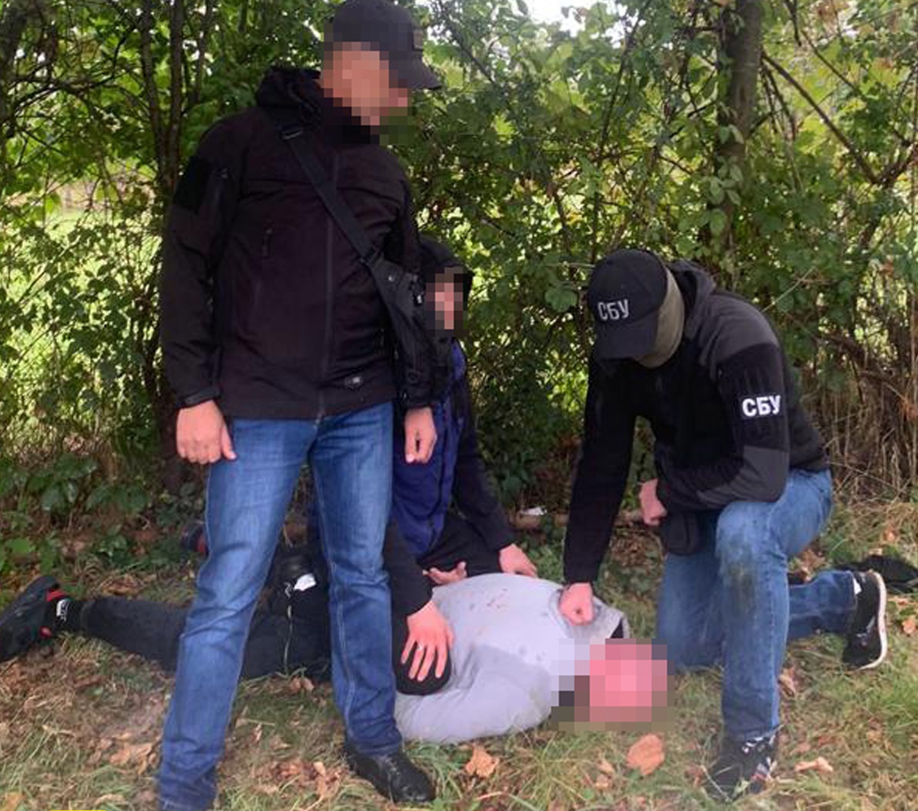 На Мукачівщині "накрили" наркоугруповання зі щомісячним обігом понад півмільйона гривень (ФОТО)
