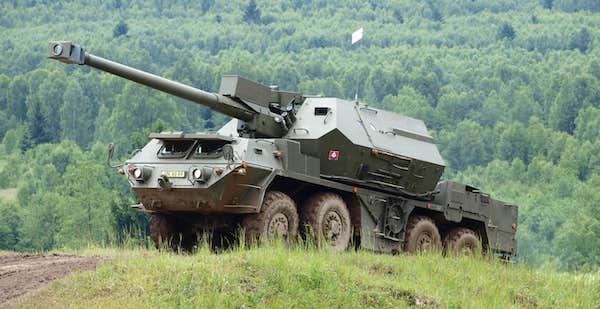 Словаччина надасть Україні 16 САУ "Зузана" і почне спільне виробництво боєприпасів