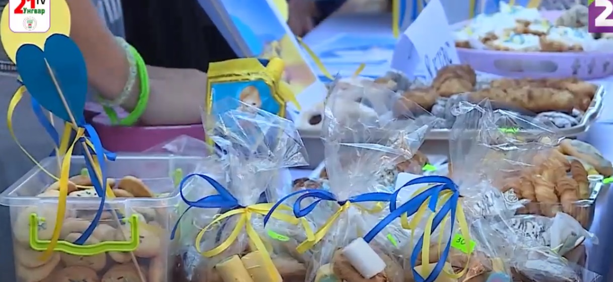 До Всесвітнього дня миру в Оноківцях на Ужгородщині школярі влаштували благодійний ярмарок (ВІДЕО)