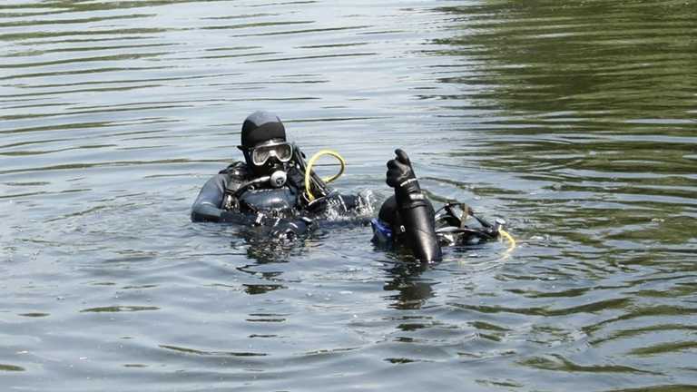 Водолази обстежили 6000 кв. м озера Горбок в пошуках тіла жителя Воловиці, який зник ще 7 грудня