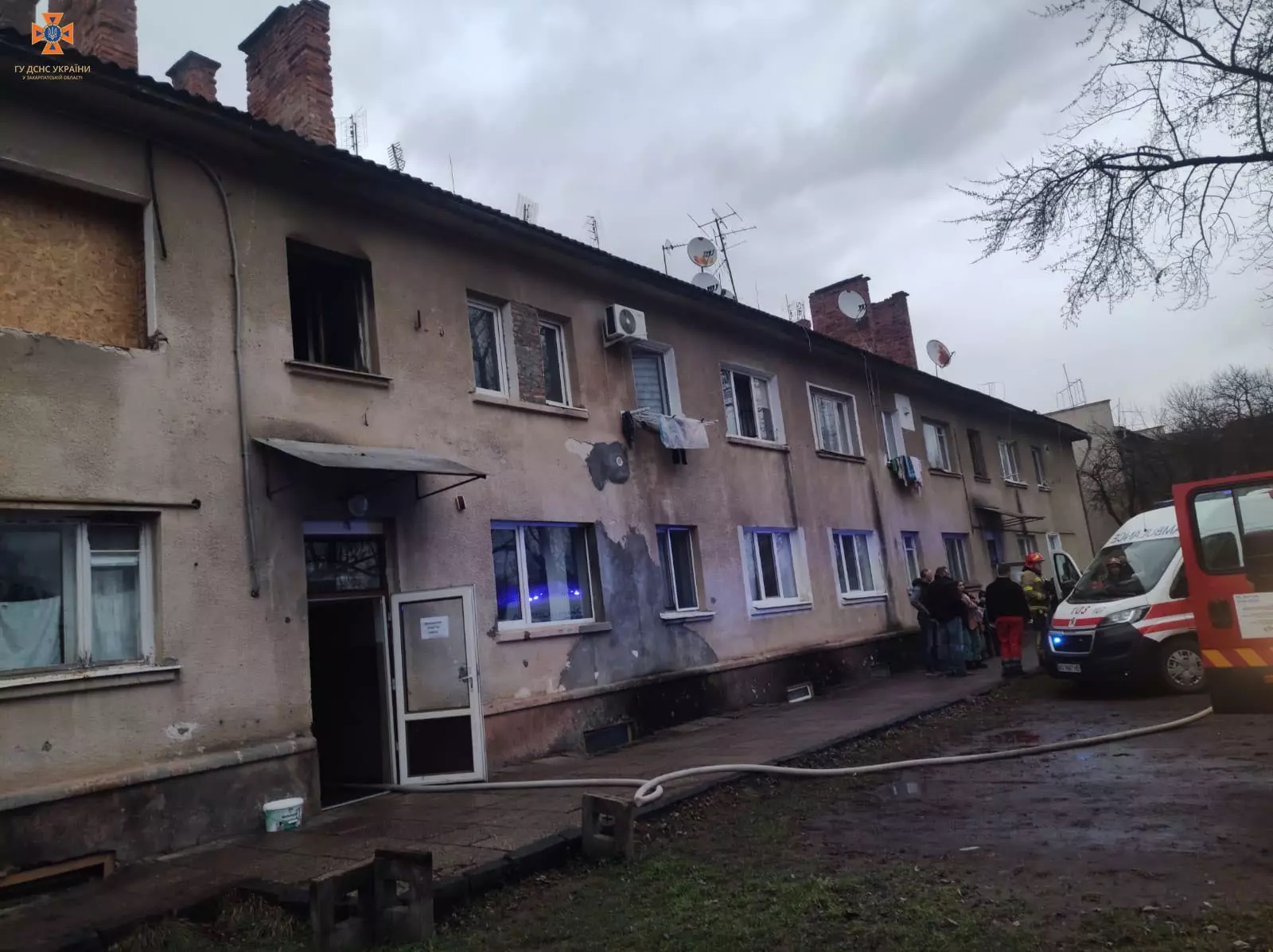 На пожежі в Ужгороді загинув 57-річний чоловік (ФОТО, ВІДЕО)